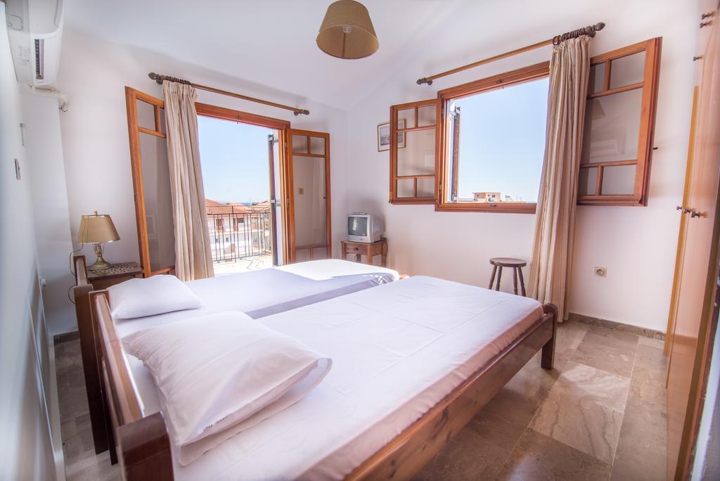 Maria Parameriti Apartments Poros  Zewnętrze zdjęcie